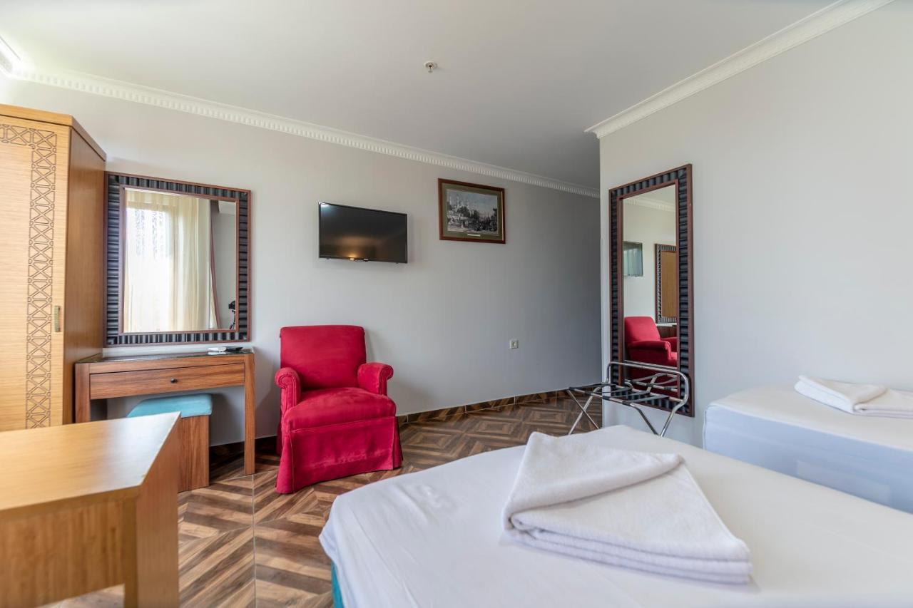 Hotel Uemit Yenikapi อิสตันบูล ภายนอก รูปภาพ